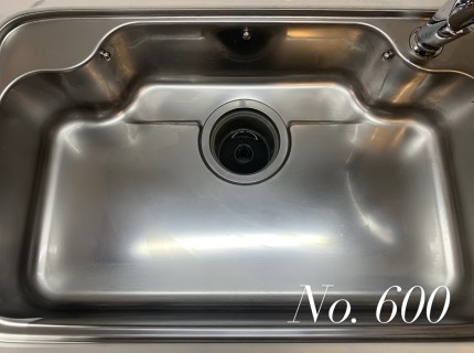 工程5｜600番。表面の見え方が整い、光の映り込みも変化しています。