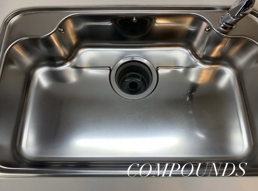 工程8｜コンパウンド研磨後。撥水コーティング前の仕上がりです。